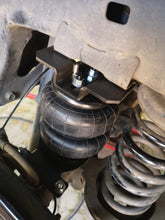 Load image into Gallery viewer, Fortuner Air Helpers Rear Suspension (std Height)