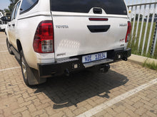 Load image into Gallery viewer, Rear Bumper towbar – Square Step +LED Lights (Hilux revo 2016-Current)